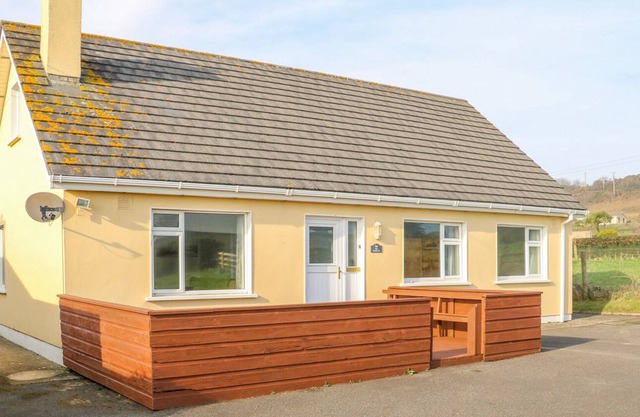 THE TRAWLER, pet friendly in Blackwater, County Wexford