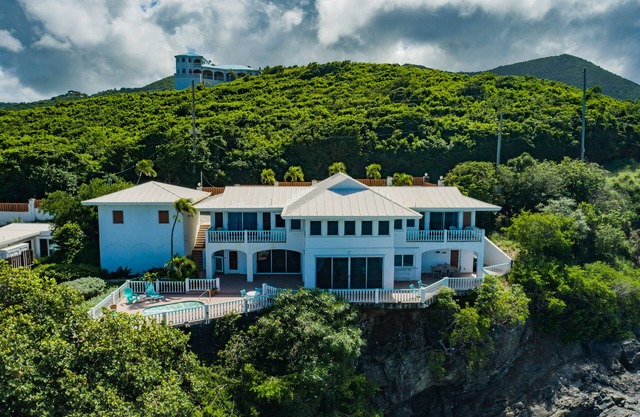 The Villa at Rainbow Cliffs