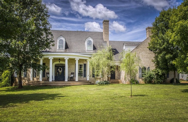 The White House; located at the foothills of the Shenandoah Valley.