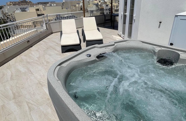The Willows Penthouse 10B