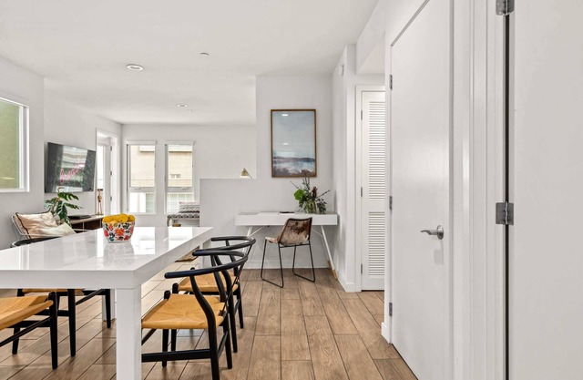 The Zebra One-Bedroom Suite