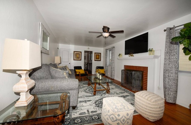 THELUXA HOME NEAR WRIGHT PAT, MIAMI VALLEY, UD, WRIGHT STATE UNIVERSITY, ETC.