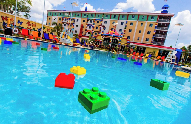 Theme Park at your Door Steps | Near Lake Dexter | Waterpark and Pool Access