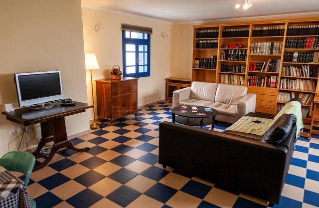 Theo's house in Chora!