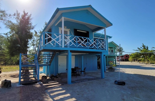 Therapy Cabin 2 at St. George's Caye