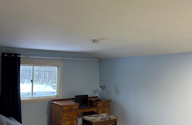 Thessalon Farm house nn4 bedroom house with WiFi AC infinity opportunity