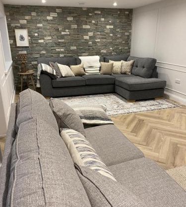 TheWeeHouseOnTheHill