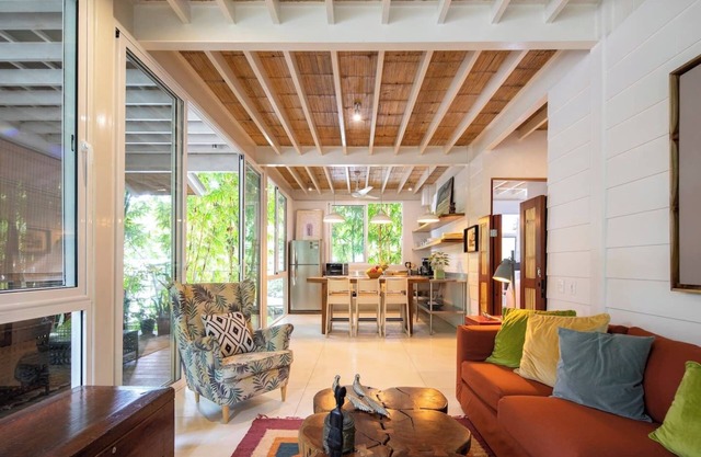 This apartment is a 2 bedroom(s), 1 bathrooms, located in Santa Teresa, Puntarenas Province.
