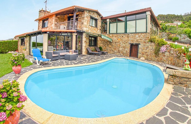 This authentic vacation apartment is located in a convenient location that guarantees privacy and re