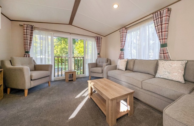 This comfortable caravan offers everything you need to enjoy your stay at Lowther Park.