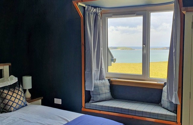 This detached property has stunning views and offers guests a great level of comfort.