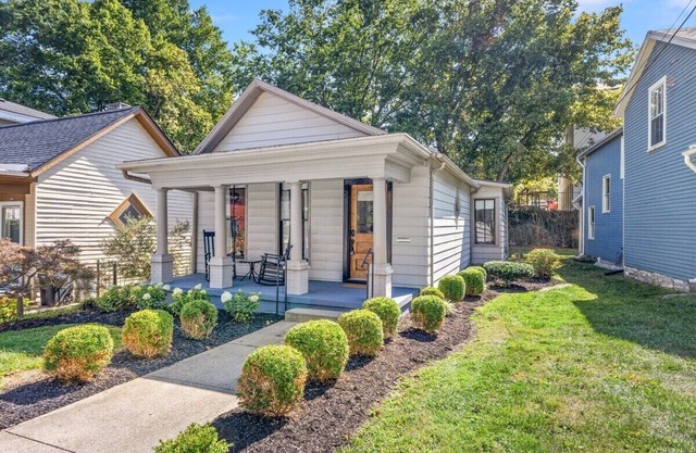 This house is a 0 bedroom(s), 2 bathrooms, located in Frankfort, KY.