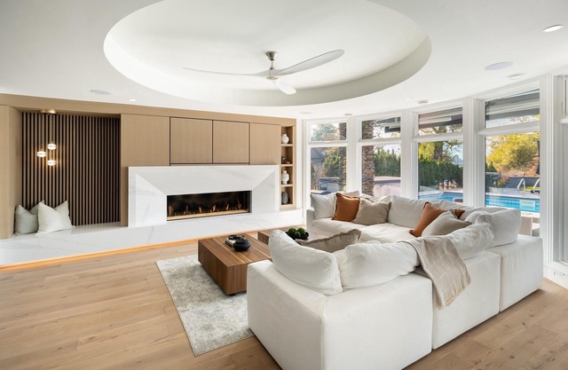 This house is a 6 bedroom(s), 3.5 bathrooms, located in Kelowna, BC.