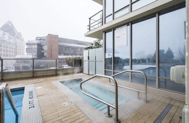 This is for a booking with Victoria Waterfalls Hotel. 1 bedroom suite, sleeps 4.