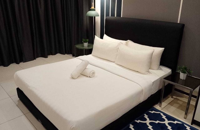 This is the central location in kuala lumpur,unique aparment & super clean.
