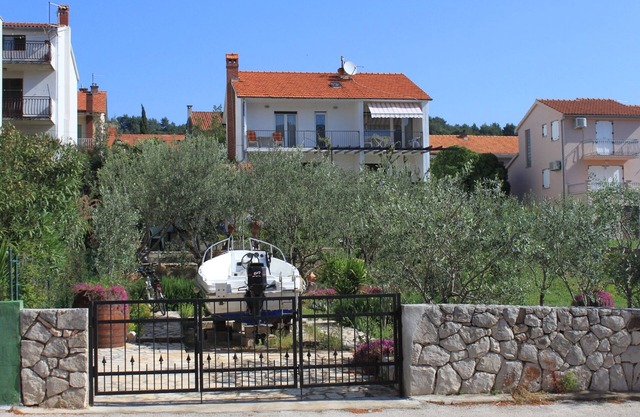 Three bedroom apartment with balcony and sea view Stari Grad, Hvar (A-8708-a)