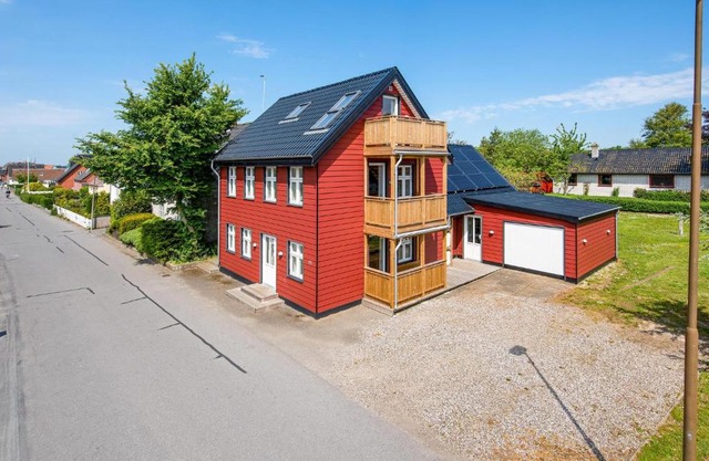 Three-Bedroom Apartment In Bagenkop