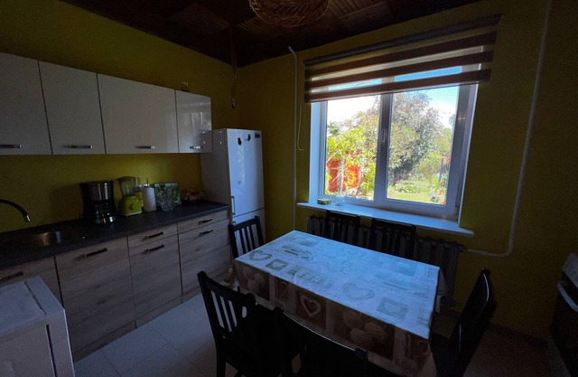 Three bedroom house between the lake and the sea