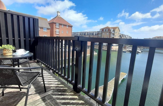 Three floor townhouse Next to the Water For Families and Friends with 3 bedroom