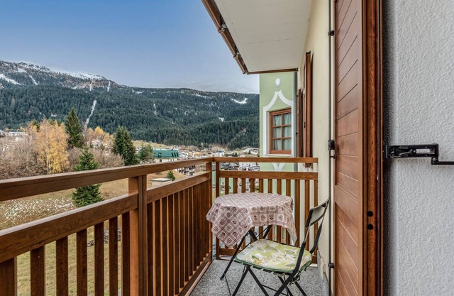 Three-room apartment Genepì on 2nd floor with Paganella view; wi-fi; parking