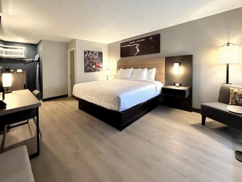 Thunderbird Lodge