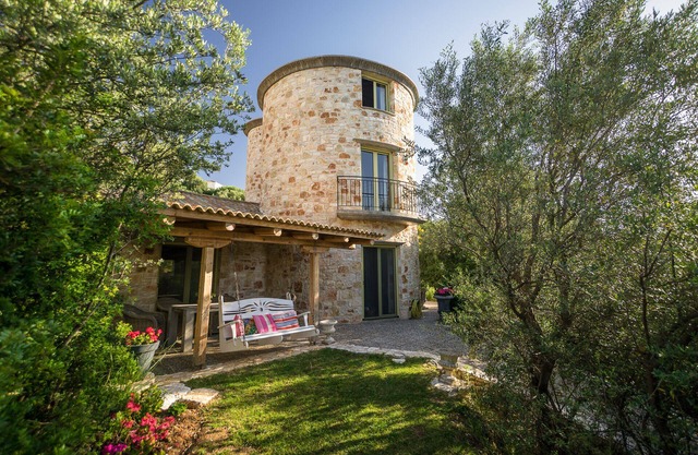 Thyme Tower luxery stone Tower,with private pool and stunning sea view