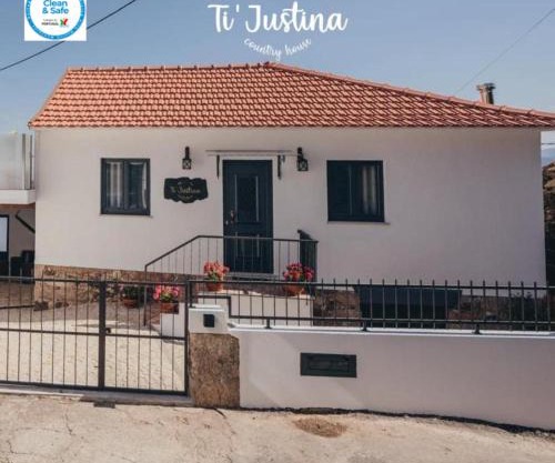 Ti`Justina Country House