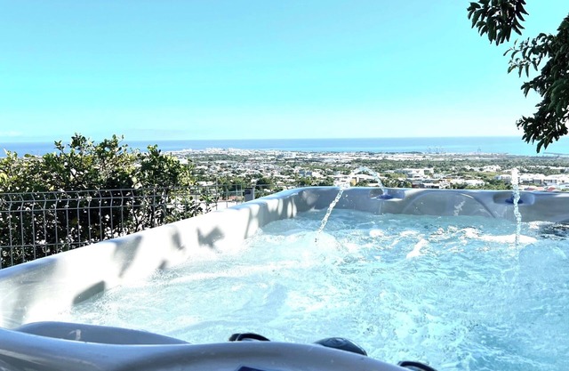 Ti Kaz Miyou 1 - 3-star accommodation with SPA - Superb view