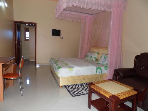 Tik Hotel Hoima