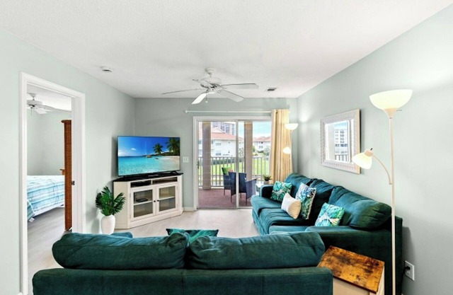 Tilghman Shores A6- 2BR- Pool, Hot Tub