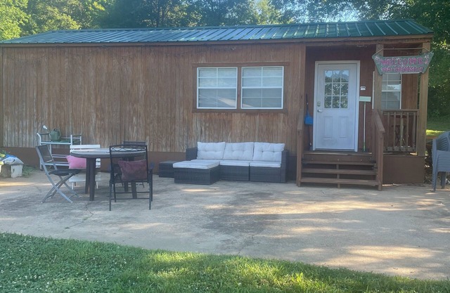Tiny Cozy Home in Missouri