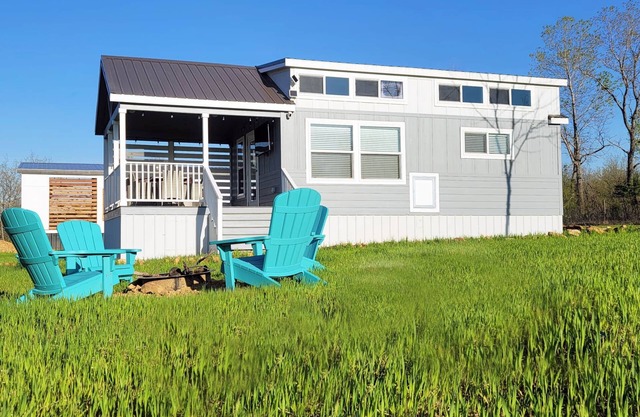 Tiny Grey with Loft: Twin Lakes Tiny Homes of Okmulgee