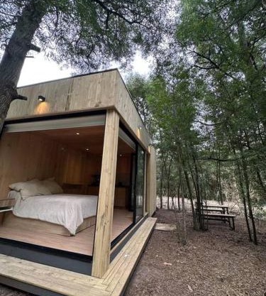 Tiny house en pleno bosque a metros de la laguna