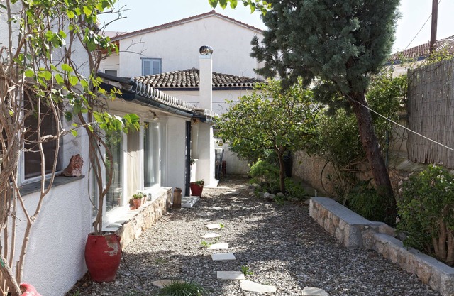 To Spitaki 2-Bedroom