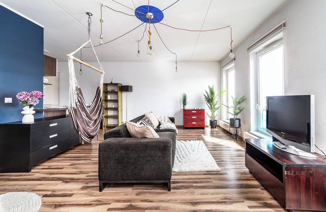 Top floor near ferry terminal. Free parking.