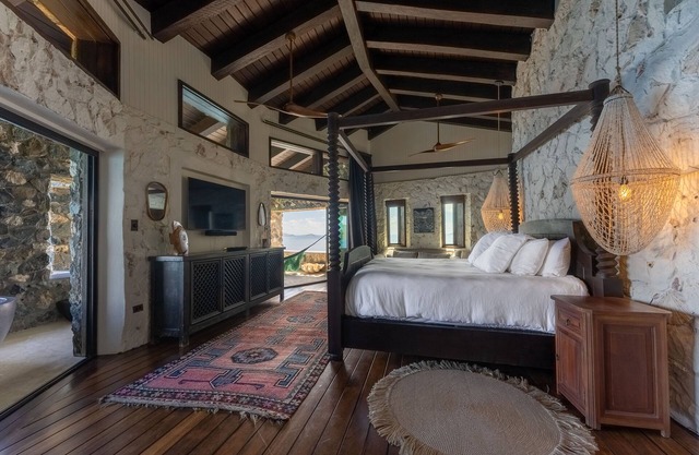 Top‑Level Sunrise Oceanview Suite, Private Balcony
