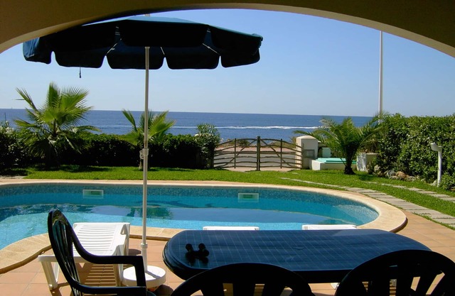 Top location Menorca - beautiful villa by the sea