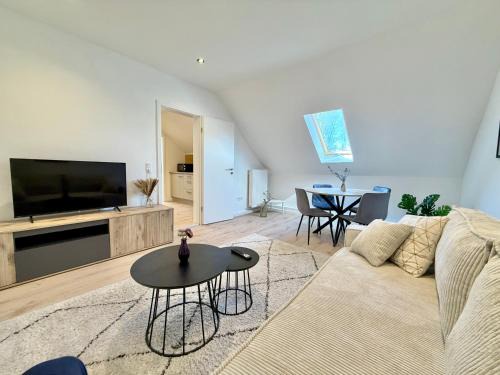 TOP! Neu saniertes Apartment "Anton", direkt am Ruhrtalradweg in Arnsberg - Neheim