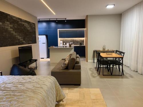 Top Vision Tower 15 e 2 vagas