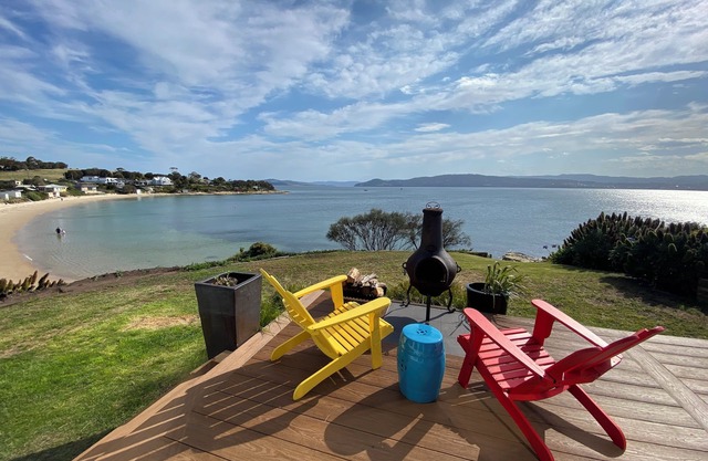Total Beachfront, free bottle sparkling wine
