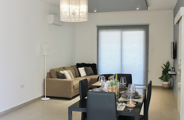 Tourist Area: Chic & Modern 2 Bedroom Apartment