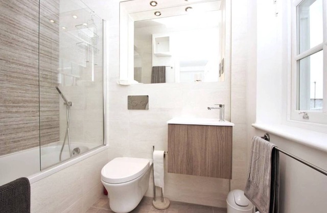 Town Centre 2 bedroom 2 bathroom Penthouse