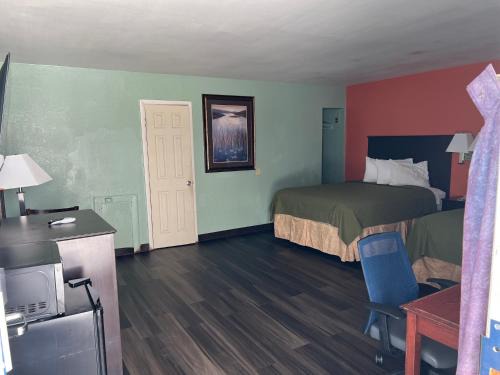 Town & Country Motel