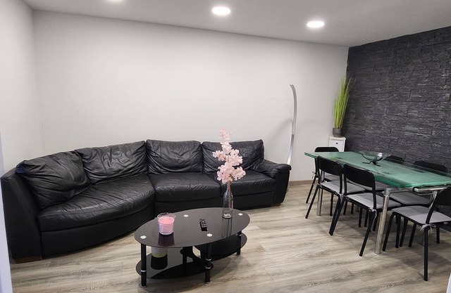 Town house located in LONGNES (Yvelines)
