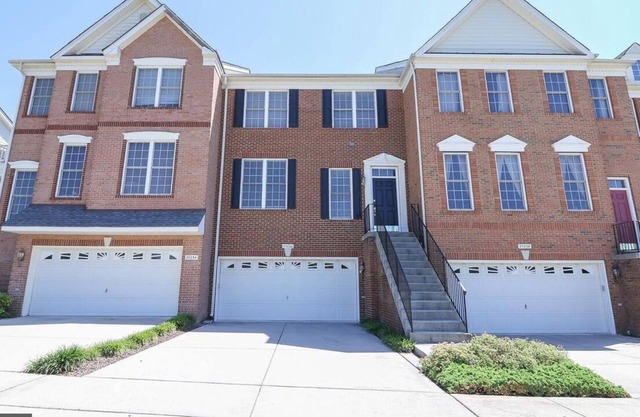 Townhome in quiet neighborhood