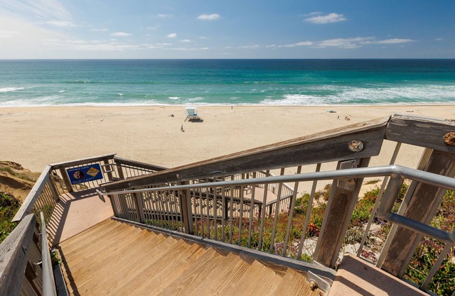 Townhome w/Resort Amenities + Beach Access