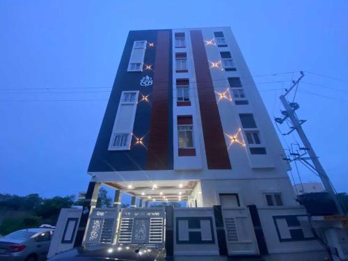 Townhouse Sartha Convention Centre Formerly GMR Serenity Suits
