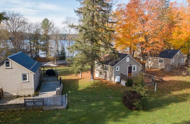 Traditional Cottage in Muskoka Lakes Bala