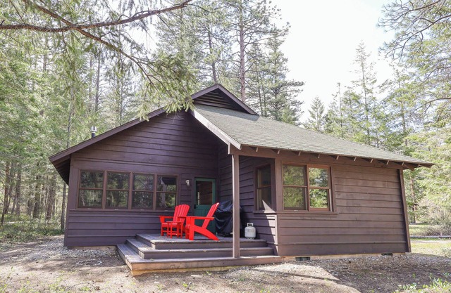 Trailside Retreat 2 bedroom cabin at Wilson Ranch