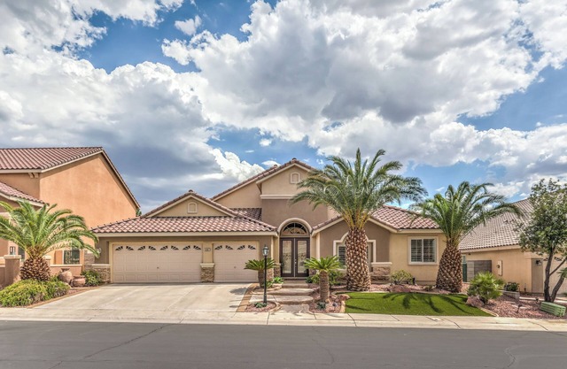 Tranquil Henderson Retreat with Pool & Spa!